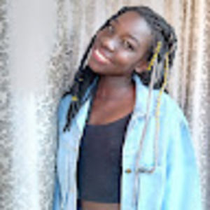 Meet your Posher, Laker esther